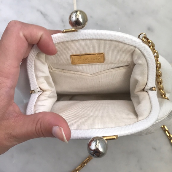 💯authentic Judith Lieber white clutch 6.5”w x 6”l - Picture 4 of 8